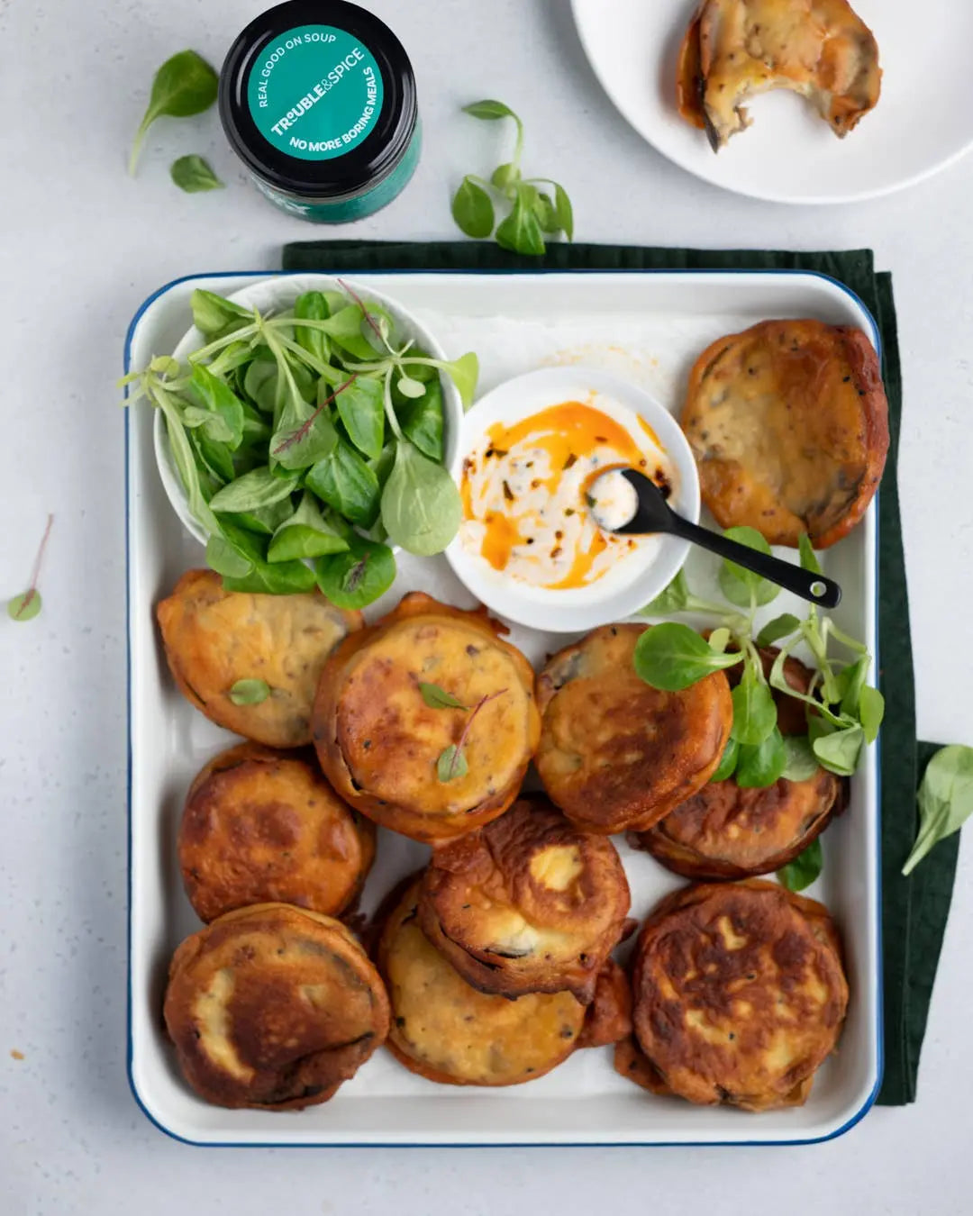Curry Bomb - Huile de piment croustillante indienne Trouble and Spice B.V.