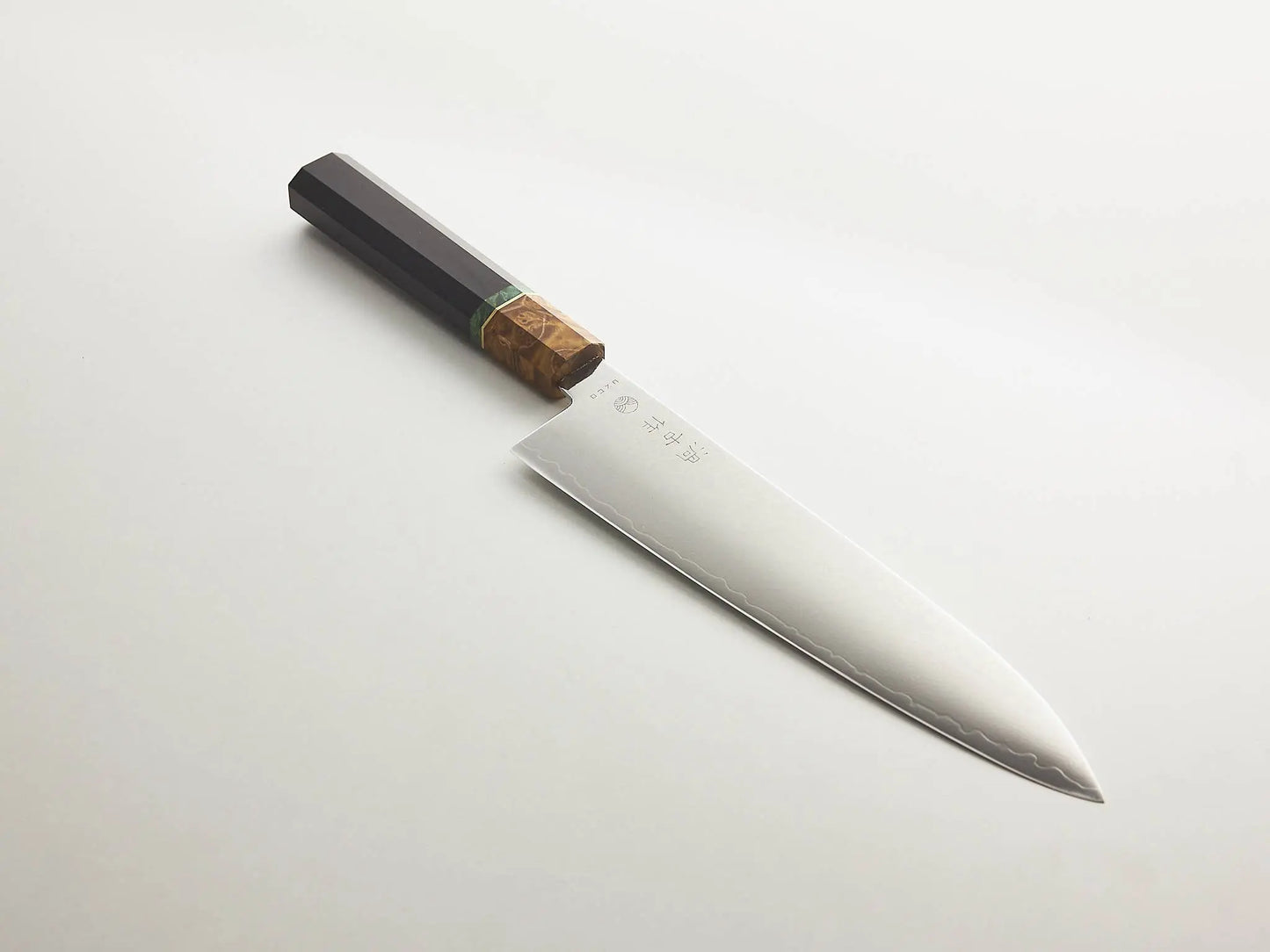 Couteau GYUTO Style Japonais Damas 20 cm / 8 pouces MINUIT UZCO