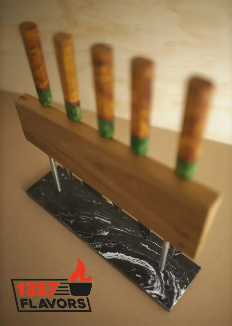 Uzco - Porte couteaux magnétique autoportant marbre & bois d'acacia UZCO