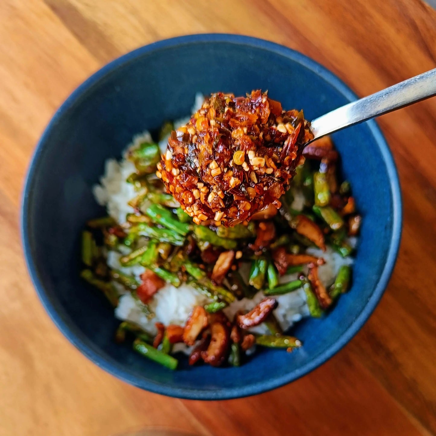 Yum Phrik - GAGNANTE de la meilleure huile de chili Trouble and Spice B.V.